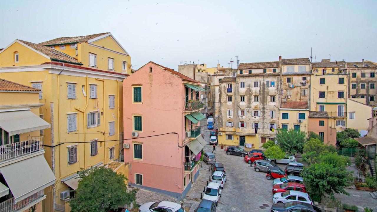 Heart-Warming Eleni Apartment In Corfu Town Bagian luar foto