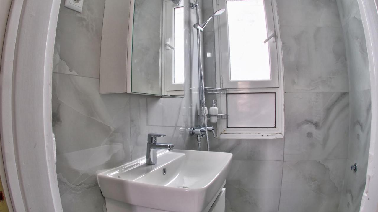 Heart-Warming Eleni Apartment In Corfu Town Bagian luar foto